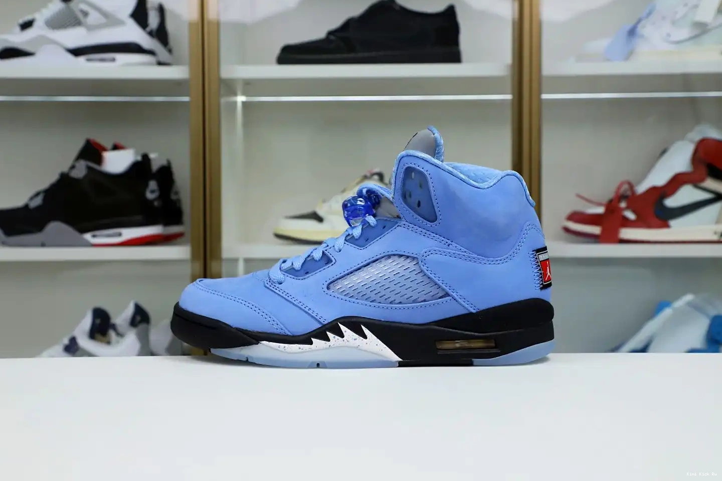 5 UNIVERSITY JORDAN SE Kimikick DV1310 401 BLEU RETRO AIR BLACK-WHITE BLUE 0409